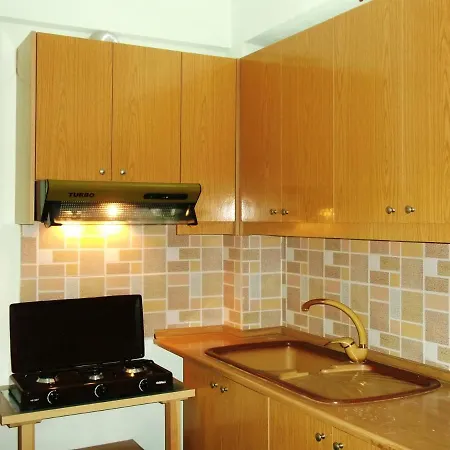 Πανσιόν Tani's 3*