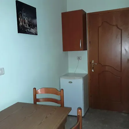 Πανσιόν Tani's 3*