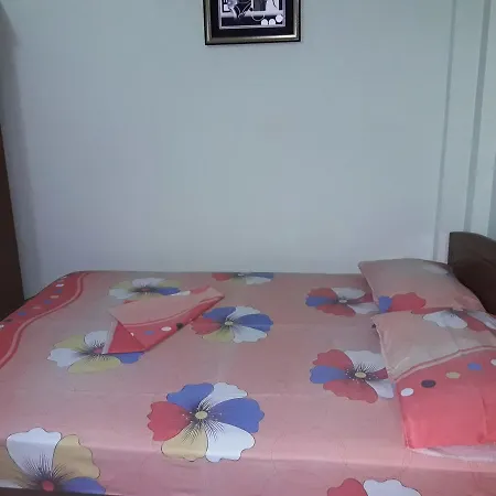 Πανσιόν Tani's 3*