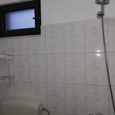 Guest house Tani's Ksamil